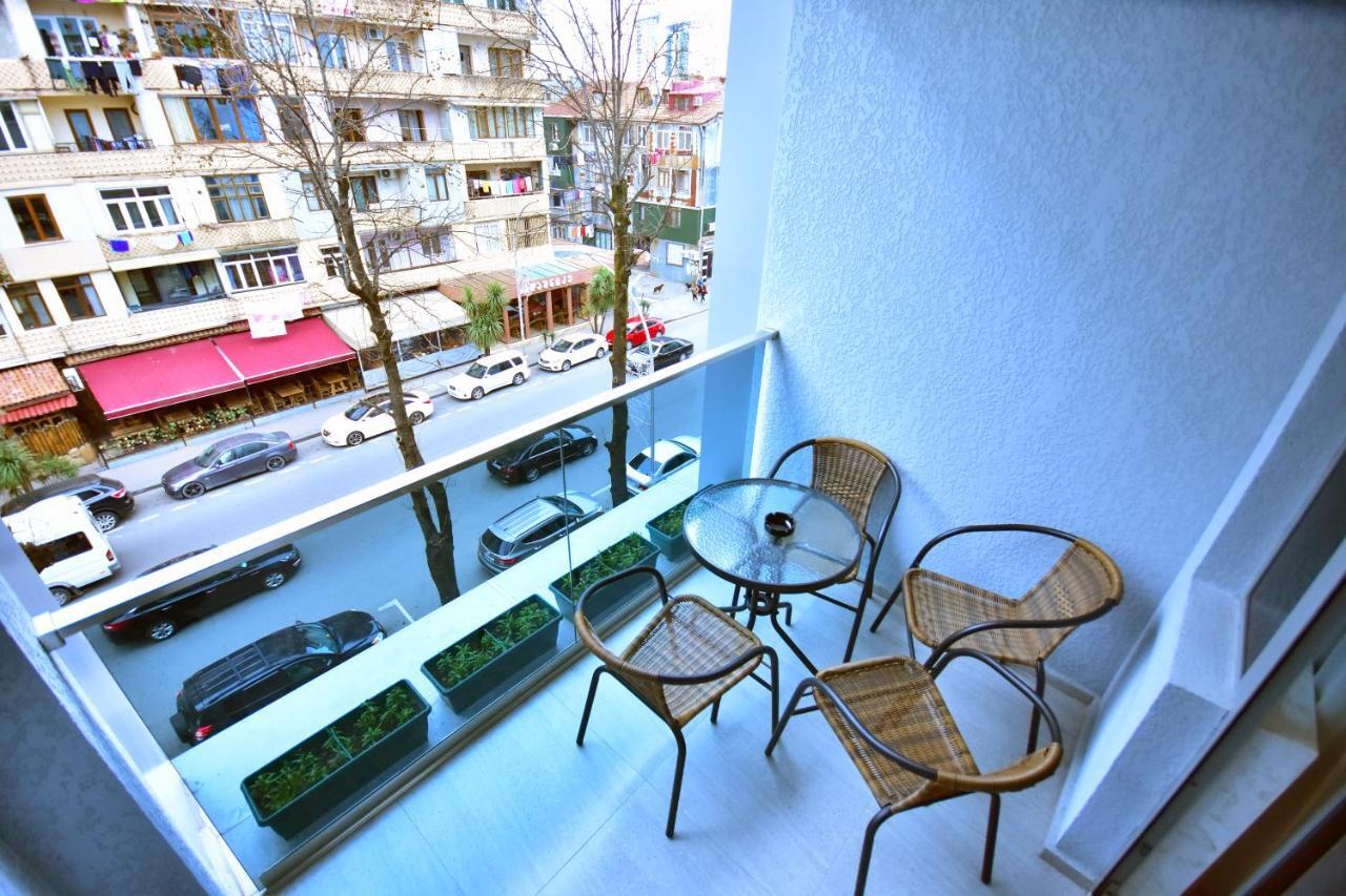 Libereco Aparthotel Batumi Exterior foto