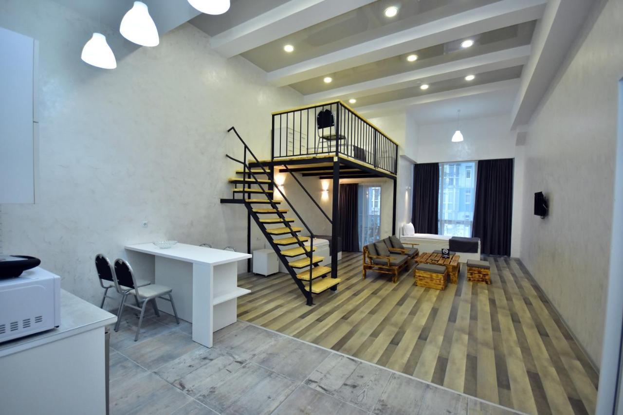 Libereco Aparthotel Batumi Exterior foto
